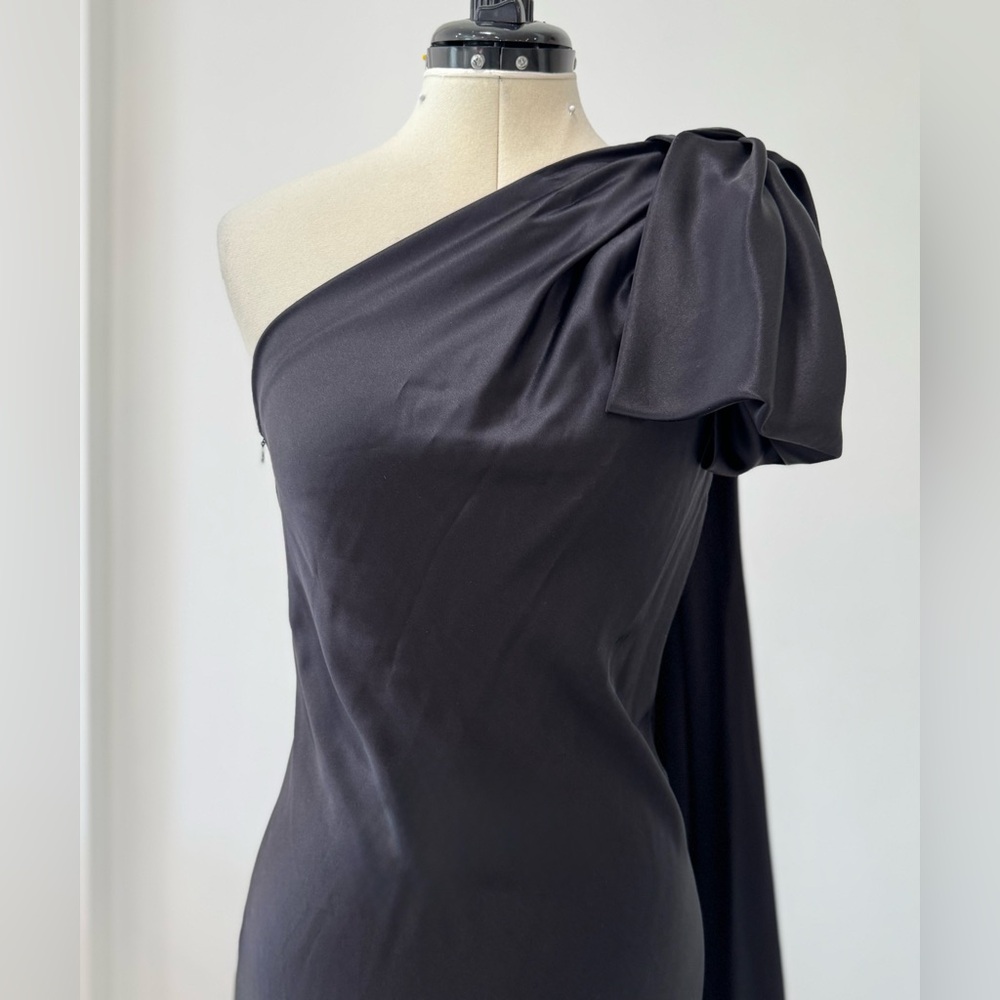 Alejandra Alonso Rojas One Shoulder Bow Silk Gown With Train In Black - Picture 5 of 12
